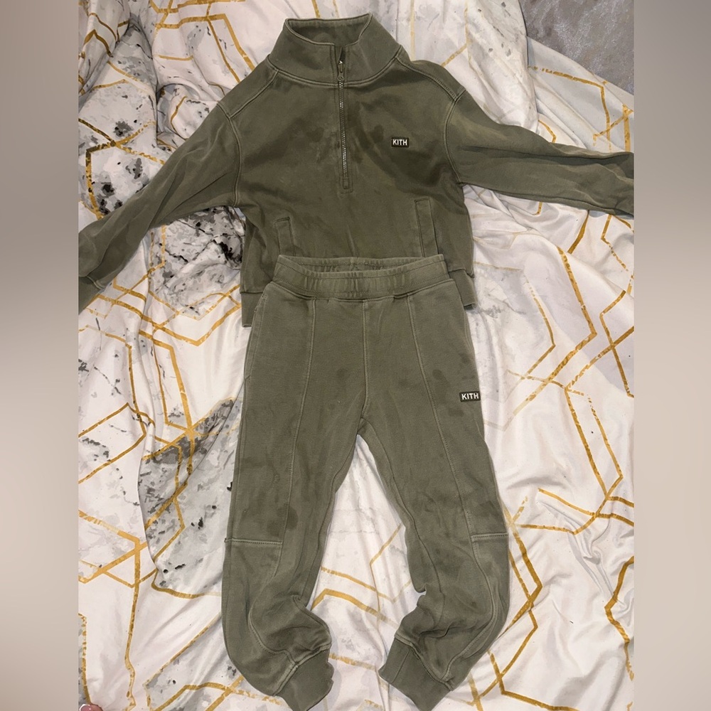 KITH kids sweatsuit
